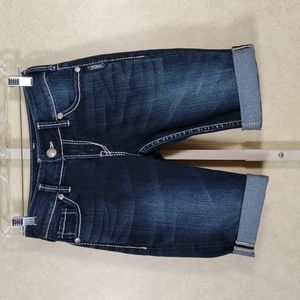 02112 Silver Jeans Co Suki Bermuda Shorts 25